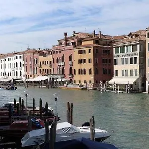 https://corte-dei-bari.hotelslidodijesolo.com